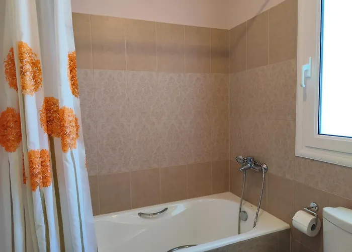 Αρχαία Κόρινθος Μεζονέτα *